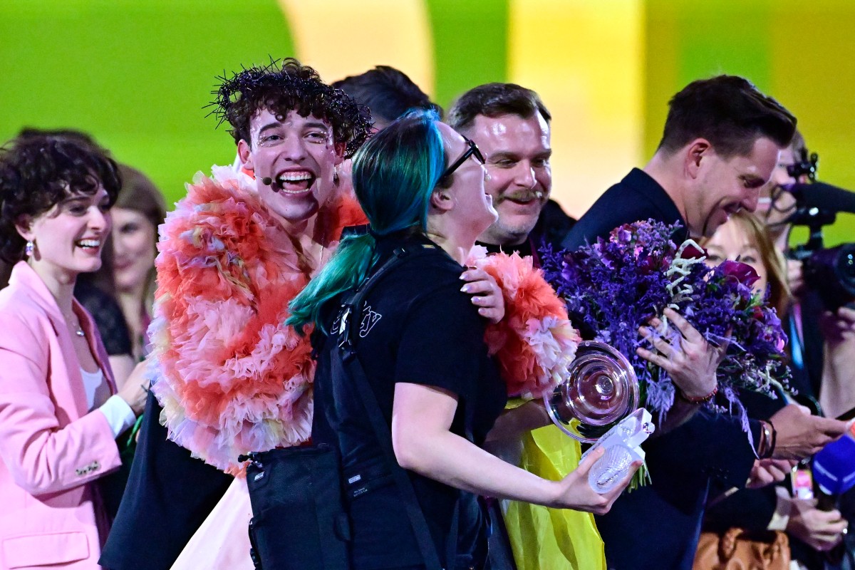 وسط جدل حول مشاركة إسرائيل... سويسرا تفوز بمسابقة يوروفيجن وتظاهرات مؤيدة لغزة (صور)